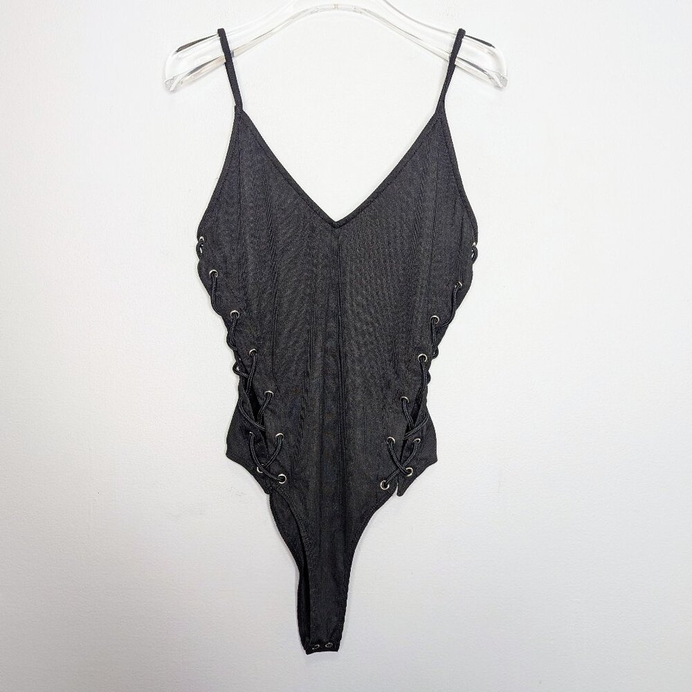 Forever 21 Dukes Of Dallas Black V-Neck Ribbed Bodysuit Lace Up Sides Sleeveless